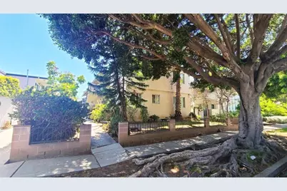 1808 10th Street #D, Santa Monica, CA 90404 - Photo 1