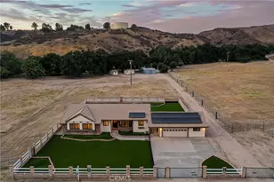 21565 Cleardale St, Newhall, CA 91321 - Photo 1