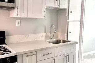 1302 Pacific Ave, Venice, CA 90291 - Photo 1