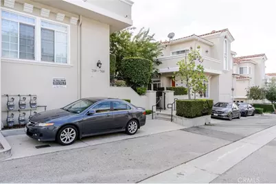 763 E Olive Avenue, Burbank, CA 91501 - Photo 1