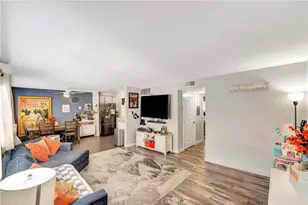 18601 Collins St, Tarzana, CA 91356 - Photo 1