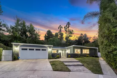 18961 La Amistad, Tarzana, CA 91356 - Photo 1