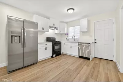 700 W Gonzales Road #F, Oxnard, CA 93030 - Photo 1