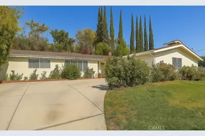 5716 Comanche Avenue, Woodland Hills, CA 91367 - Photo 1