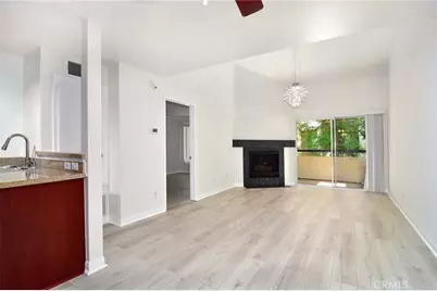 5510 Owensmouth Avenue #301, Woodland Hills, CA 91367 - Photo 1