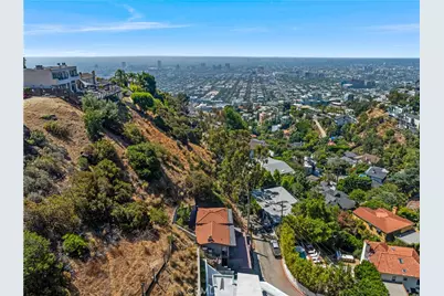 8655 Hillside, Los Angeles, CA 90069 - Photo 1