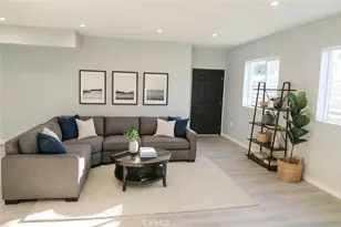 22735 Del Valle St, Woodland Hills, CA 91364 - Photo 1
