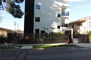 22735 Del Valle St, Woodland Hills, CA 91364 - Photo 1
