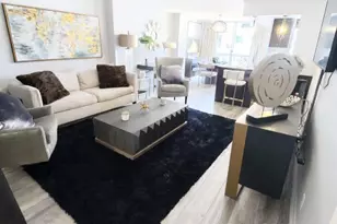 10747 Wilshire Blvd, Los Angeles, CA 90024 - Photo 1