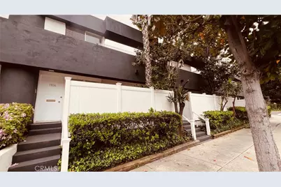 17836 Magnolia Boulevard, Encino, CA 91316 - Photo 1