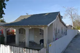 412 Kern St, Taft, CA 93268 - Photo 1