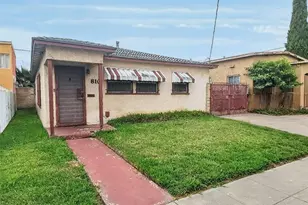 810 N Pearl Ave, Compton, CA 90221 - Photo 1
