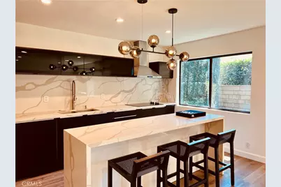 7046 De Celis #5, Van Nuys, CA 91406 - Photo 1