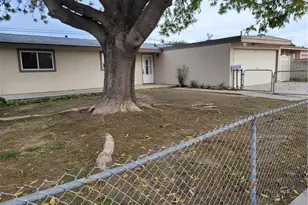 379 Roberts, Moorpark, CA 93021 - Photo 1