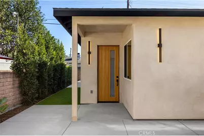 6950 Amestoy Avenue, Lake Balboa, CA 91406 - Photo 1