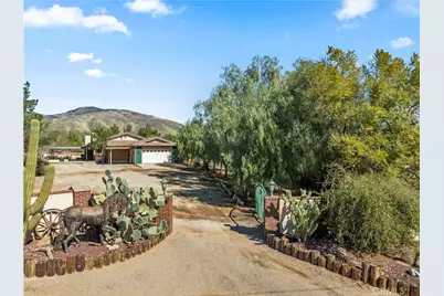 35728 Beauty Vista Lane, Agua Dulce, CA 91390 - Photo 1