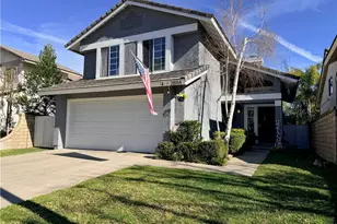 28114 Guilford, Saugus, CA 91350 - Photo 1