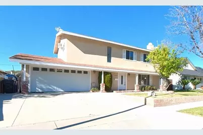 20833 Kingscrest, Saugus, CA 91350 - Photo 1