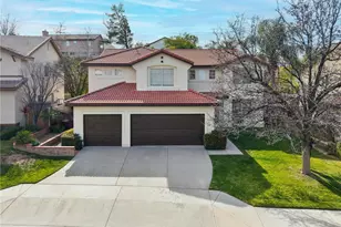 25317 Heather Vale St, Saugus, CA 91350 - Photo 1