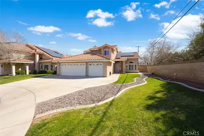 44200 Gillan Avenue, Lancaster, CA 93535 - Photo 1