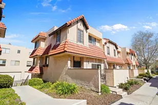 27617 Nugget Dr, Canyon Country, CA 91387 - Photo 1