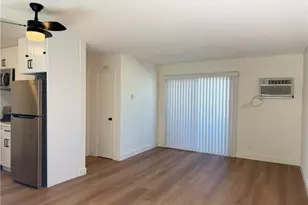 18657 Collins St, Tarzana, CA 91356 - Photo 1