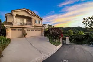 22420 Pinewood Ct, Calabasas, CA 91302 - Photo 1