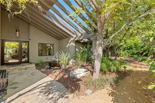 4556 Poe Ave, Woodland Hills, CA 91364 - Photo 1
