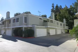 22141 Burbank, Woodland Hills, CA 91367 - Photo 1