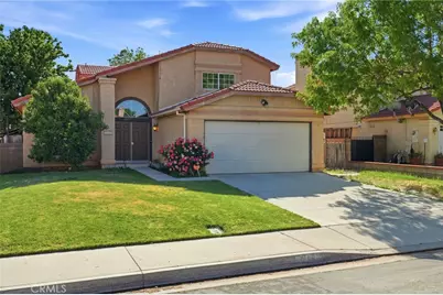 43920 Comstock Avenue, Lancaster, CA 93535 - Photo 1