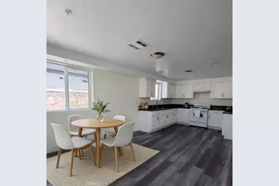 1128 E 84th Place #B, Los Angeles, CA 90001 - Photo 1