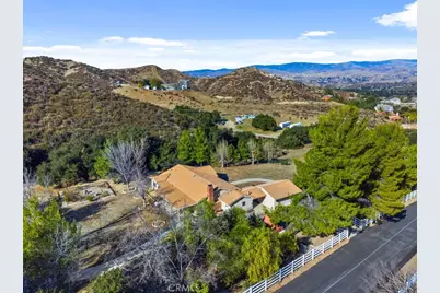 26615 Mountain Park Road, Canyon Country, CA 91387 - Photo 1