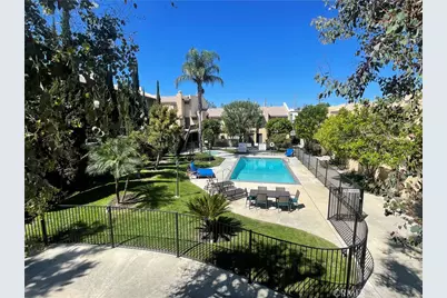 22038 Vanowen Street #103, Woodland Hills, CA 91303 - Photo 1