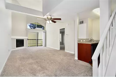 5500 Owensmouth Avenue #311, Woodland Hills, CA 91367 - Photo 1