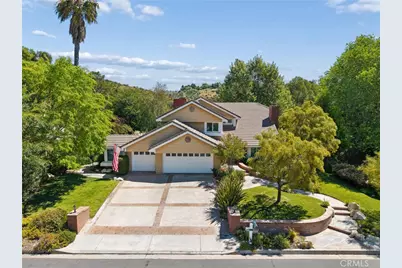 22043 Parvin, Saugus, CA 91350 - Photo 1
