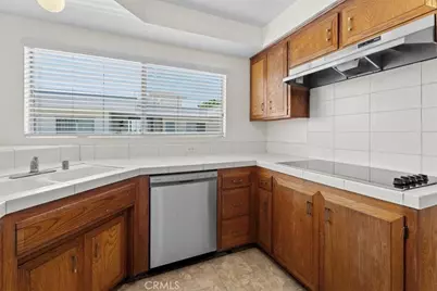 4343 Finley #33, Los Angeles, CA 90027 - Photo 1