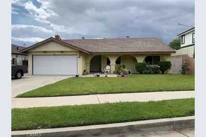 8221 Greenbush, Panorama City, CA 91402 - Photo 1