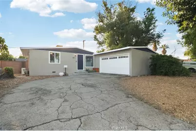 8411 Mammoth Avenue, Panorama City, CA 91402 - Photo 1