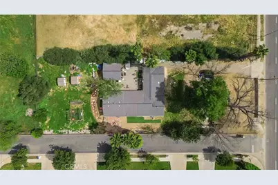 18959 Nordhoff, Northridge, CA 91324 - Photo 1