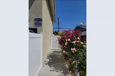 22233 Burton, Canoga Park, CA 91304 - Photo 1