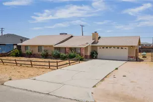 10348 Peach Ave, California City, CA 93505 - Photo 1