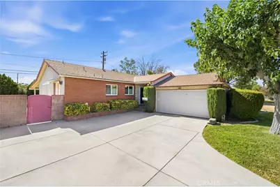 44421 Lowtree Avenue, Lancaster, CA 93534 - Photo 1