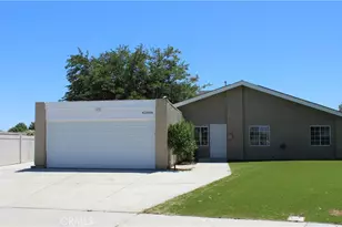 42804 Yew St, Lancaster, CA 93536 - Photo 1