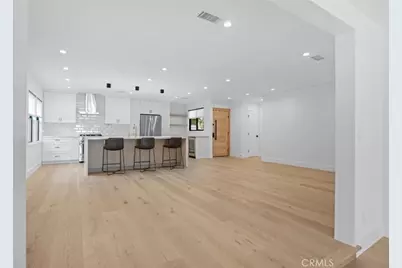 13355 Debby St, Los Angeles, CA 91401 - Photo 1
