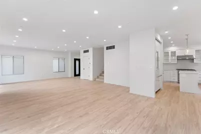 913 N Hilldale Avenue #3, West Hollywood, CA 90069 - Photo 1