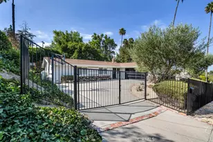 20509 Rhoda, Woodland Hills, CA 91367 - Photo 1