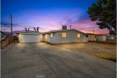 44251 Carolside Avenue, Lancaster, CA 93535 - Photo 1