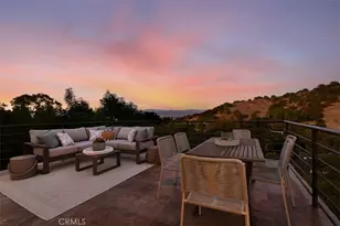 15059 Rayneta Dr, Sherman Oaks, CA 91403 - Photo 1