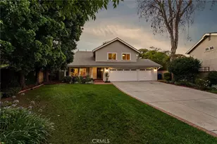 18625 Delano St, Tarzana, CA 91335 - Photo 1