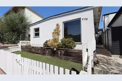 429 1/2 28th St., Hermosa Beach, CA 90254 - Photo 1